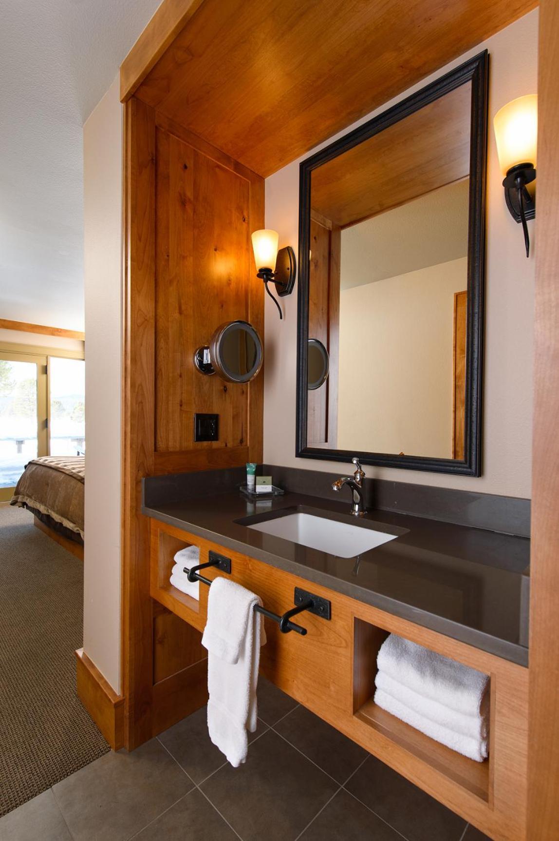 Quarto com Cama King-size